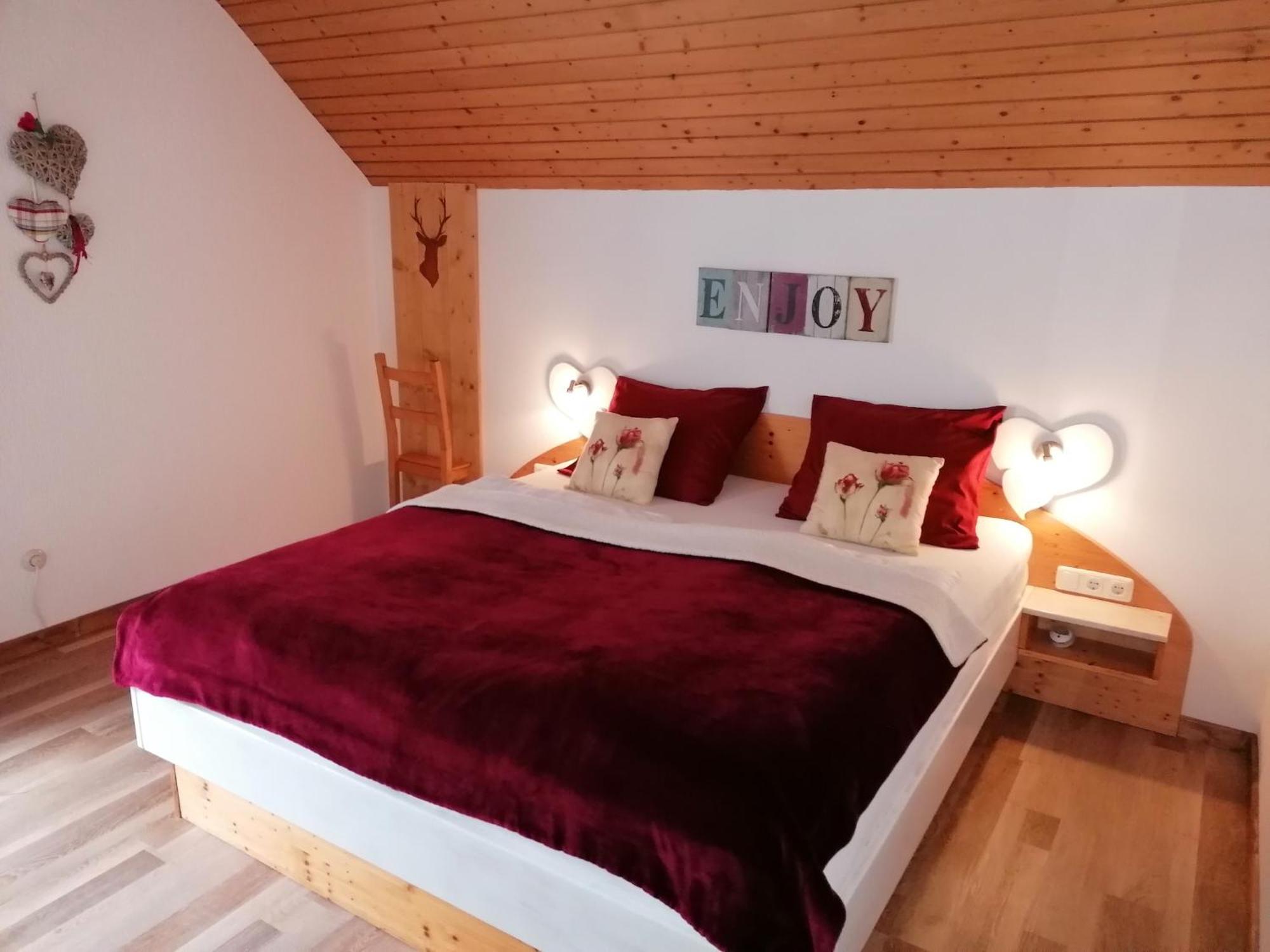 Haus Holunder Weissbriach Apartment Bilik gambar